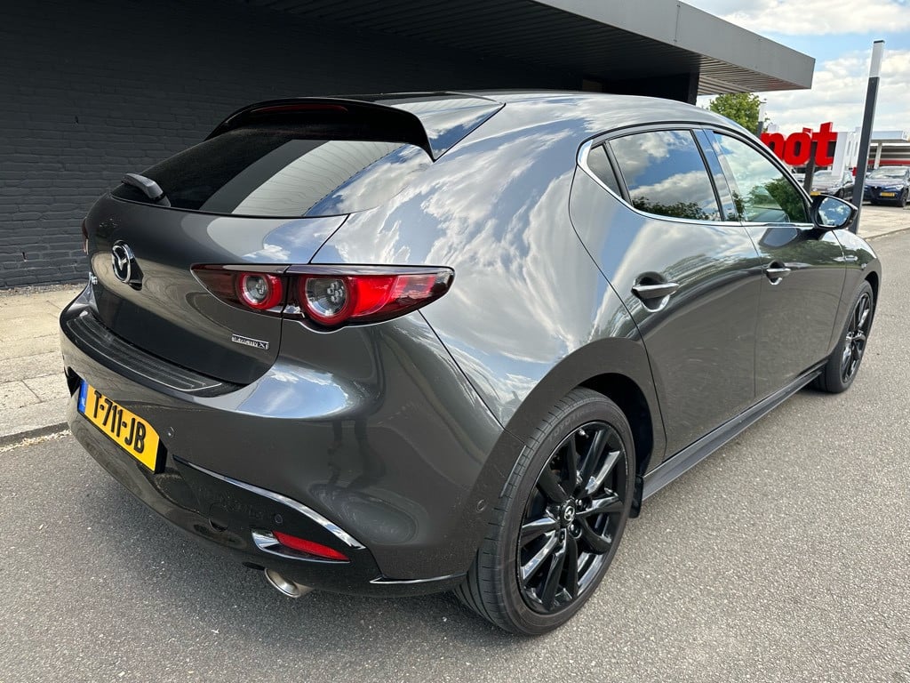Mazda 3 2.0 sa-x luxury // homura uitvoering // 180pk versie //
