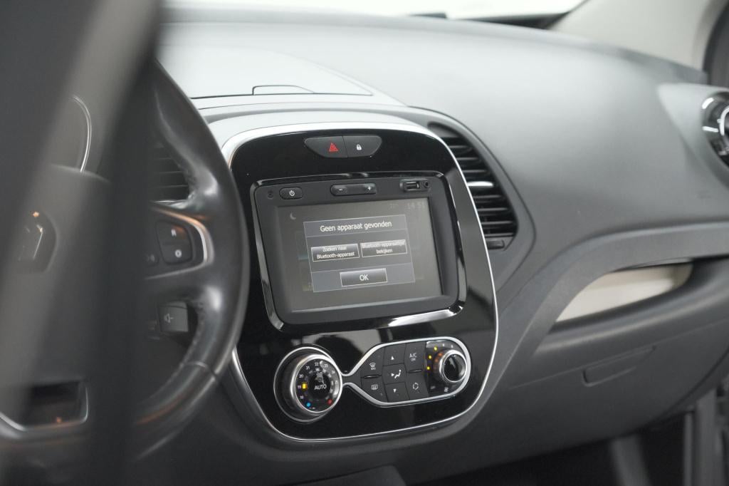 Renault Captur 0.9 tce limited | trekhaak | navigatie | pack comfort | park