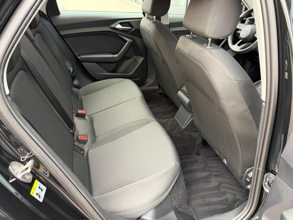 Audi A1 Sportback 30 tfsi 116pk s-tronic s-line | navi | virtual cockpit | 