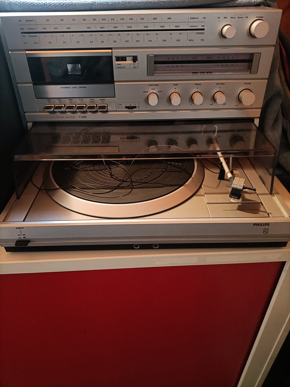 Stereo installatie Philips