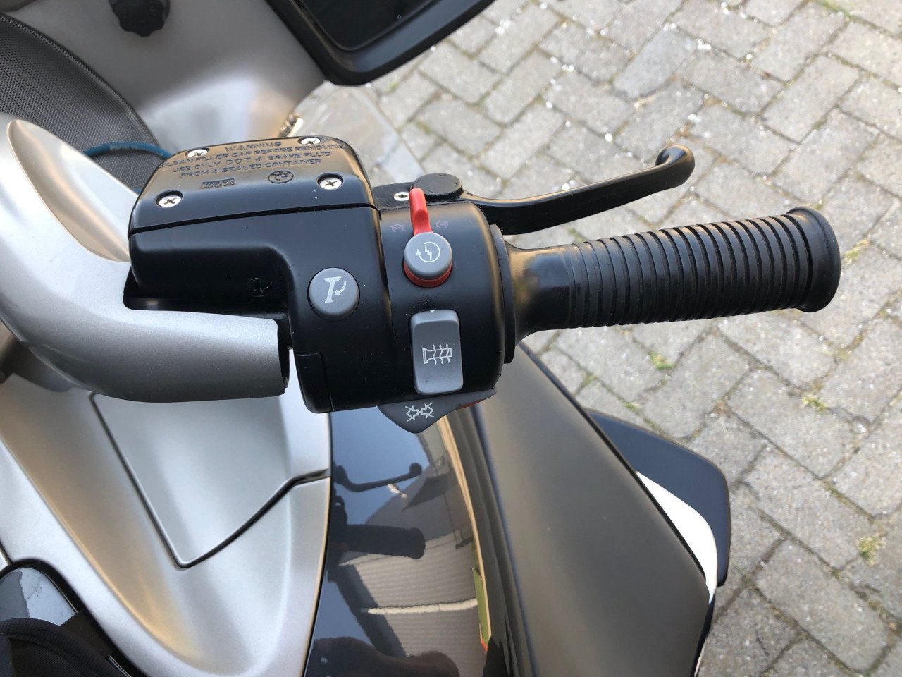 BMW K1200LT, 2006, slechts 37461 km, chroompakket, elek middenbok, €4995,-