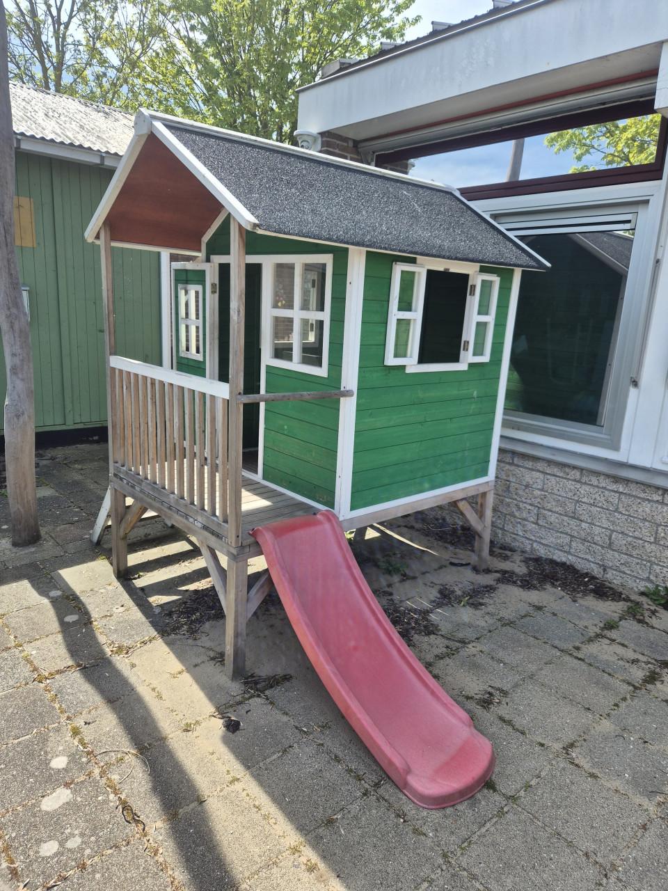 Speelhuisje