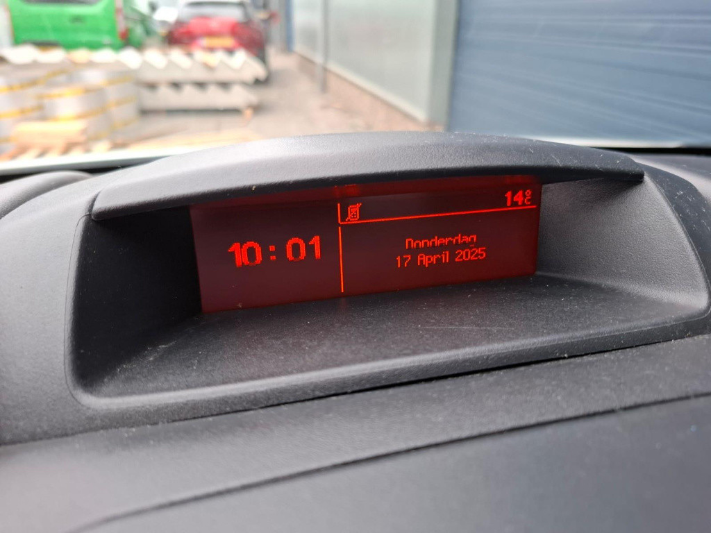 Citroen Berlingo 1.6 bluehdi 75 comfort airco / kasten inrichting / trekhaa