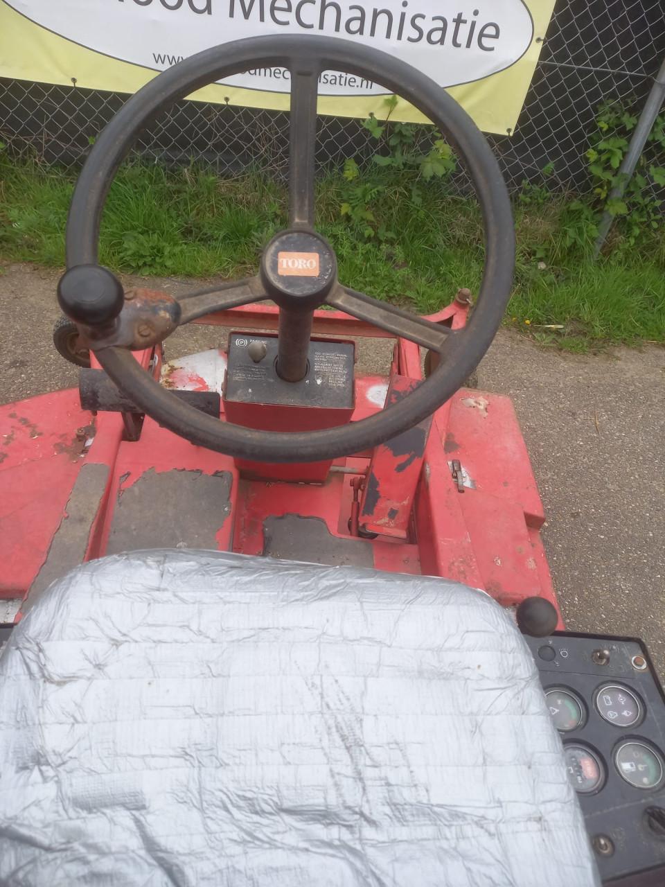 Toro Gruntmaster 220D