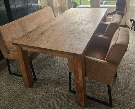 Eetkamer tafel