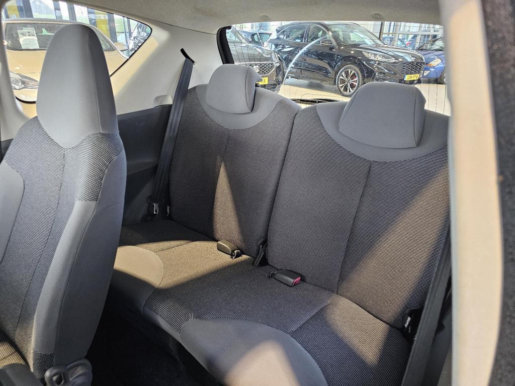 Peugeot 107 1.0-12v xs