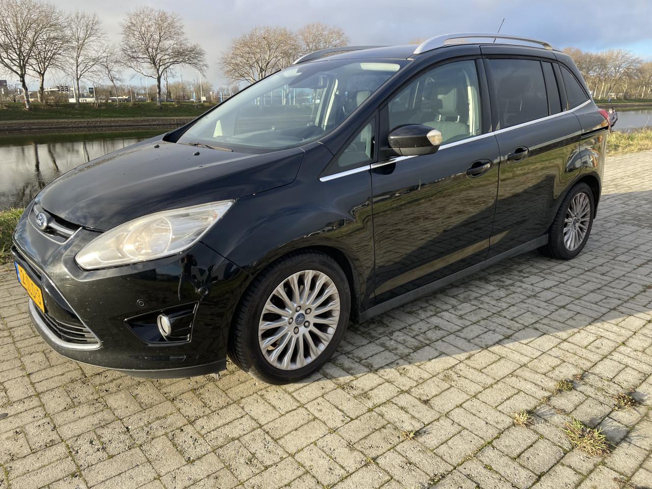 Ford grand c max 1.6 ecoboost titanium