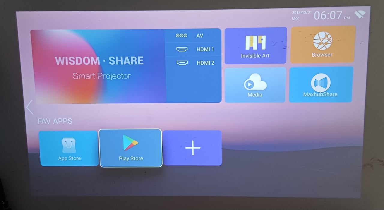 Yaber Pro U6  Beamer| Full-HD + 4K | 800 ANSI Lumen | WiFi 6 | Android TV