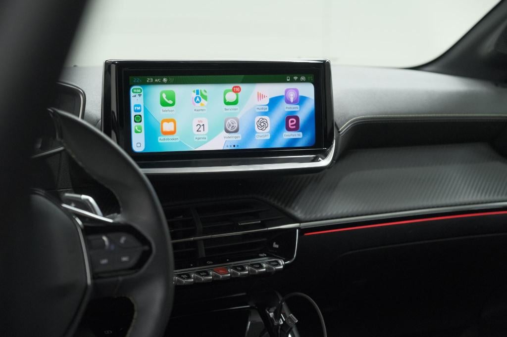 Peugeot 208 1.2 hybrid 145 e-dcs6 gt | alcantara pakket | camera | apple ca