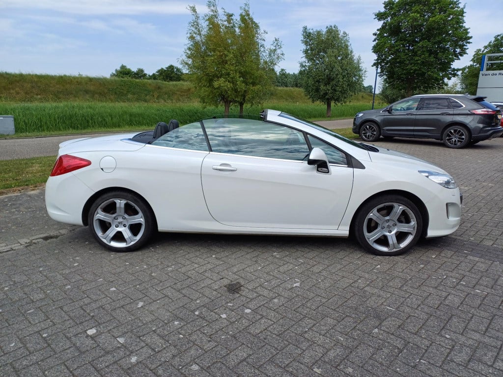 Peugeot 308 cc 1.6 thp feline cabrio coupe