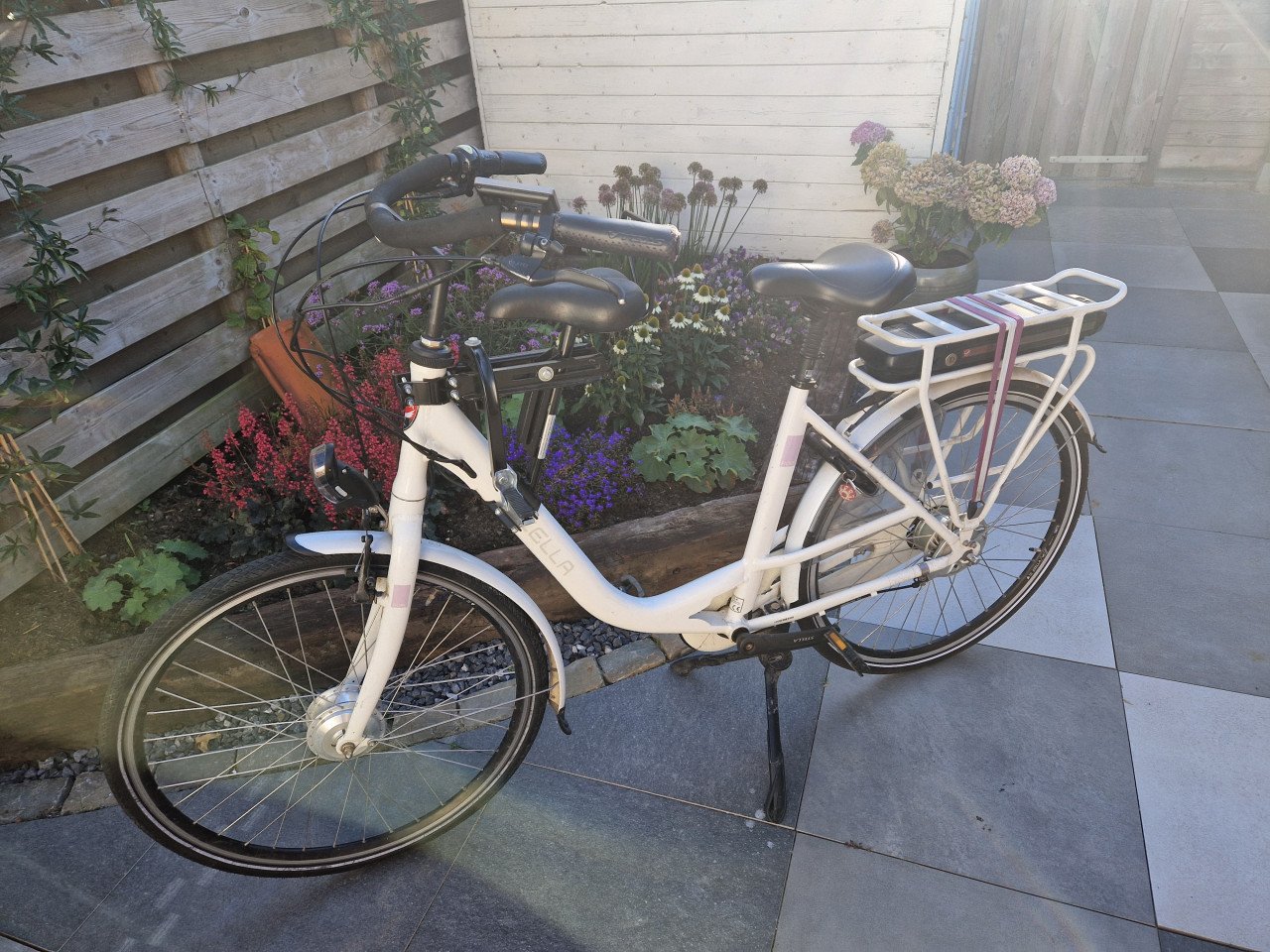 Stella elektrische moederfiets