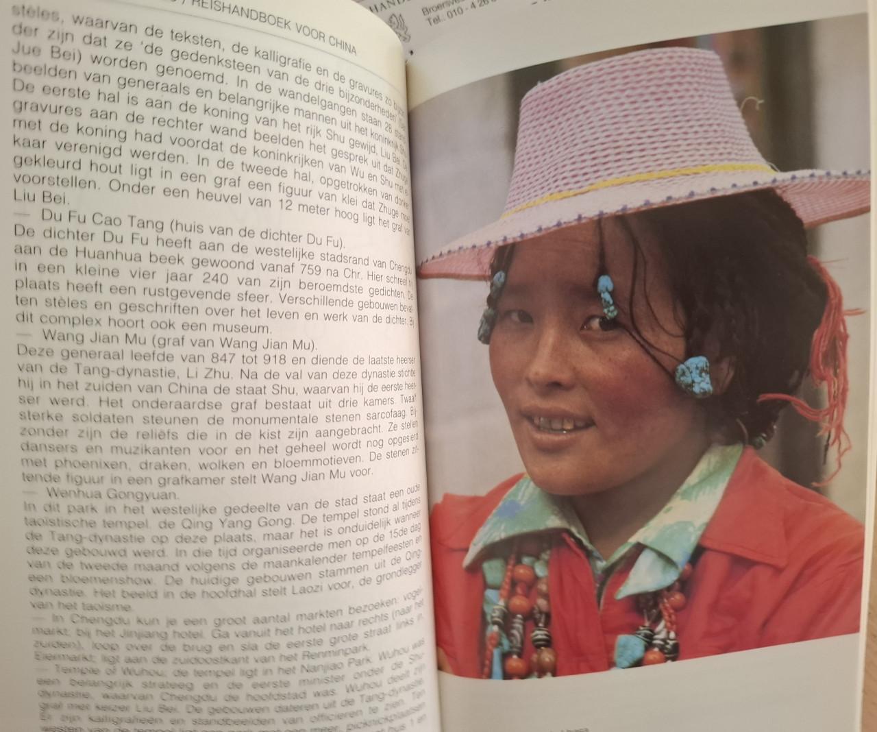 Reis - Handboek China, door Florence Eijck en Jos van der Wiel