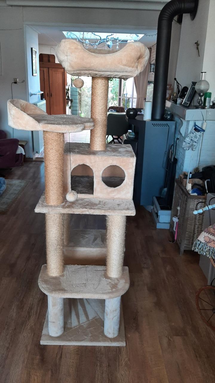 Krabpaal hoog