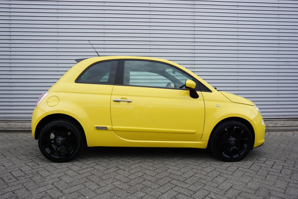 Fiat 500 0.9 twinair plus airco / elektr. ramen / lm velgen / nap