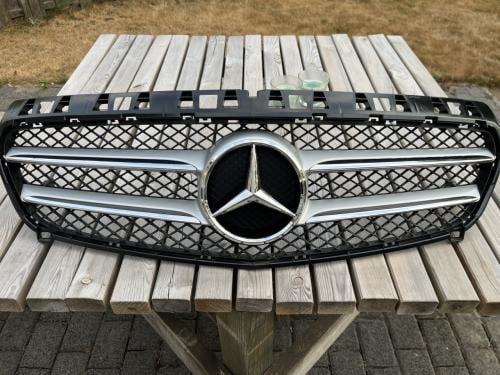 Mercedes w176 AMG grill