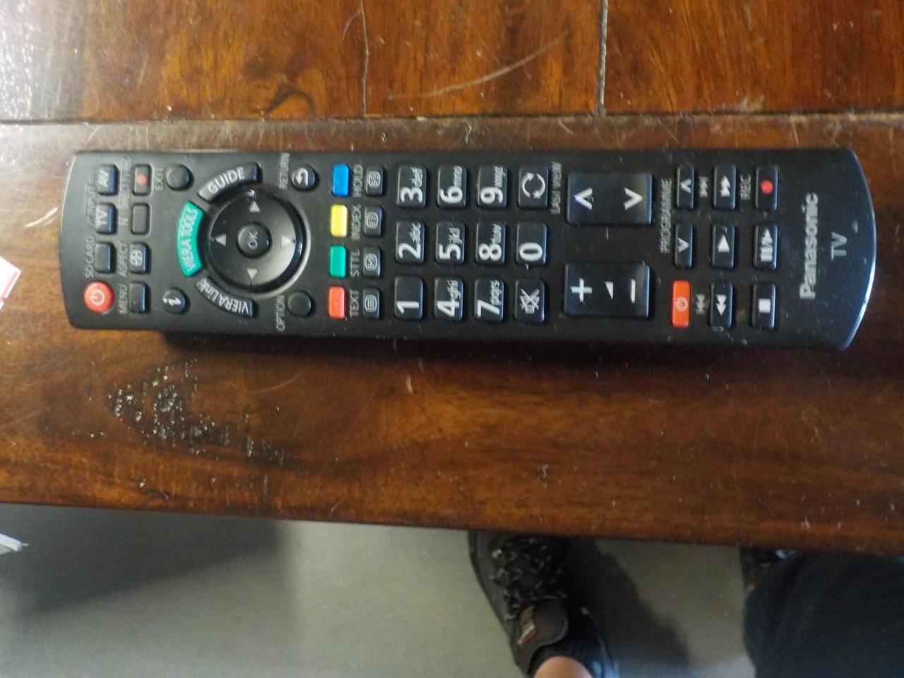 Panasonic t.v, 103 x 64 cm in goede staat