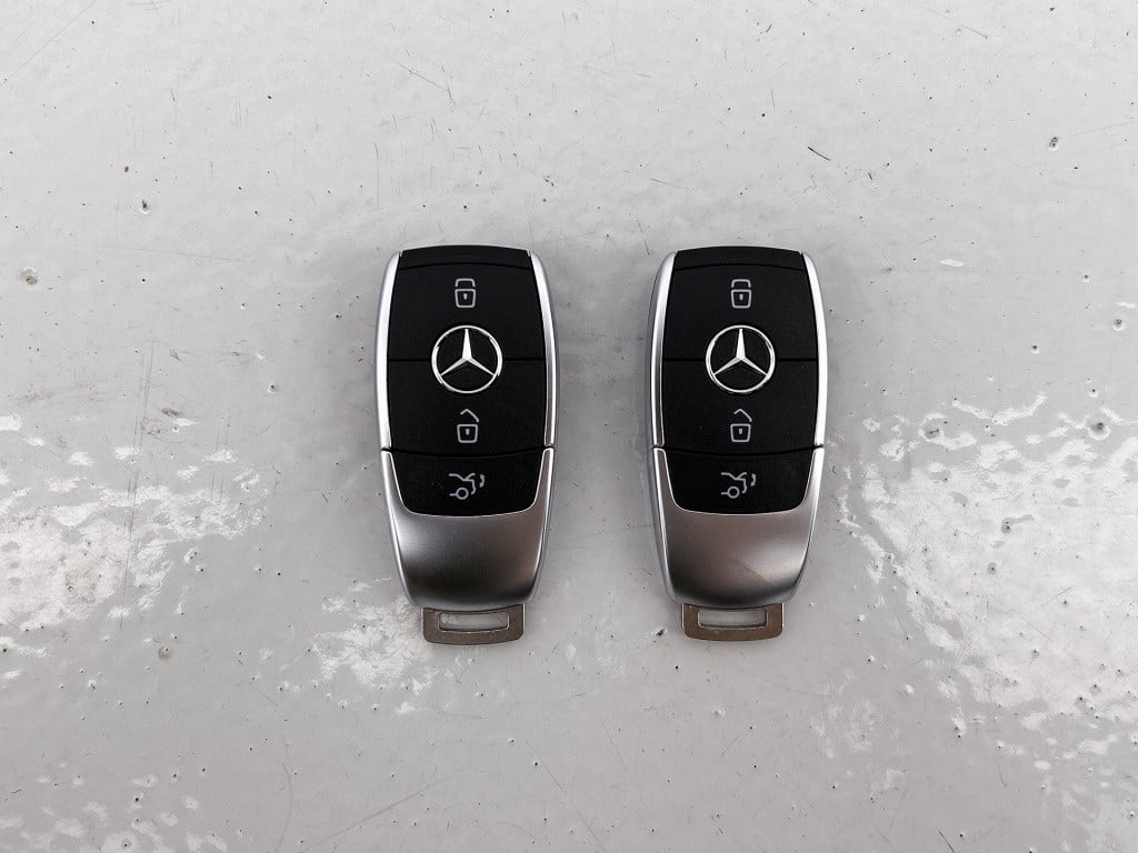 Mercedes-Benz Eqb 250+ business solution amg 71 kwh | trekhaak | premium pa