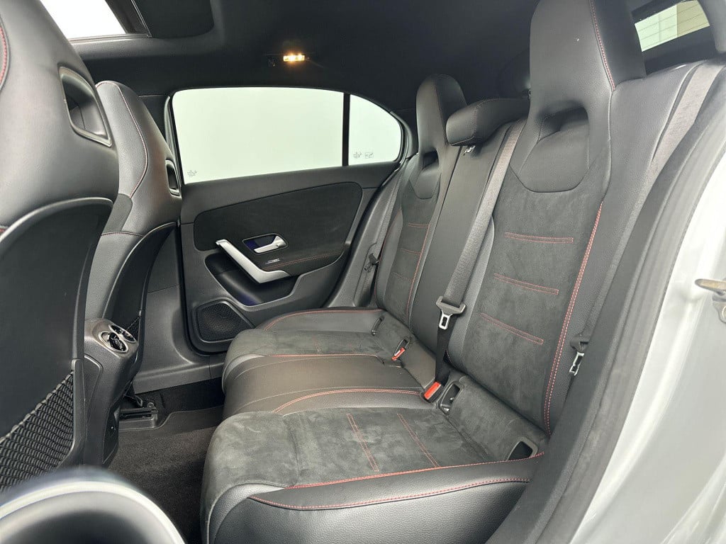 Mercedes-Benz A-Klasse 2.0 pano sfeer camera