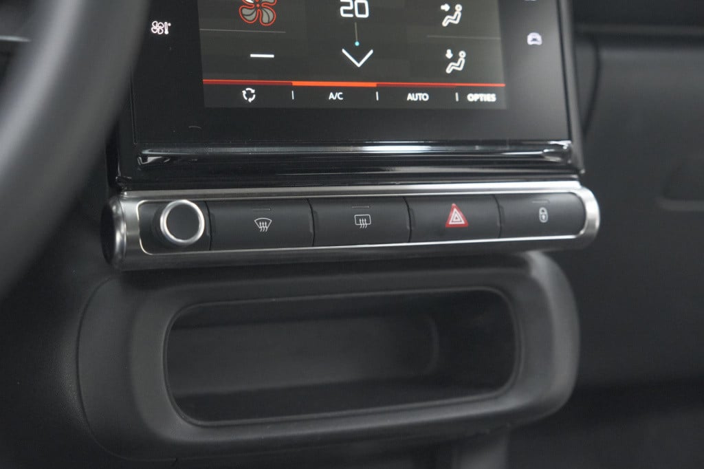 Citroen C3 puretech 82 business | parkeersensoren | apple carplay | climate