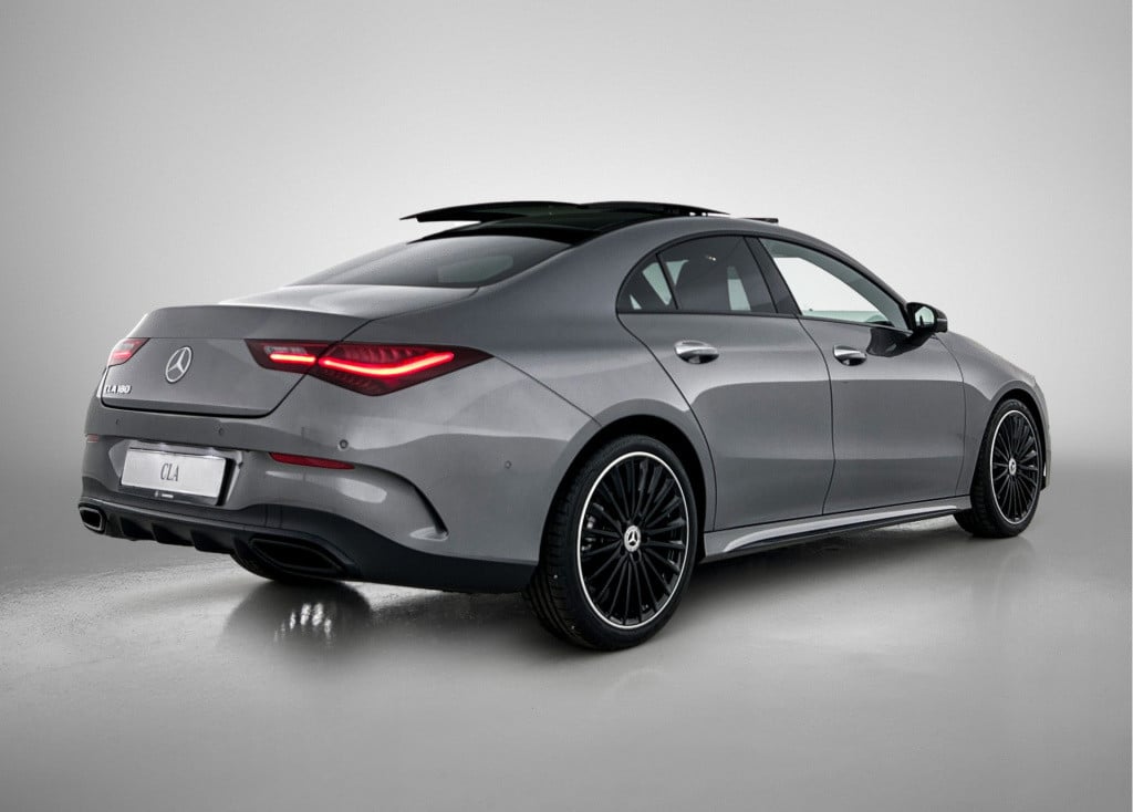 Mercedes-Benz Cla 180 business solution amg | amg line plus pakket | head-u