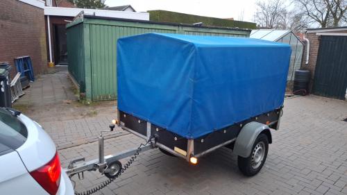 Aanhanger met huif