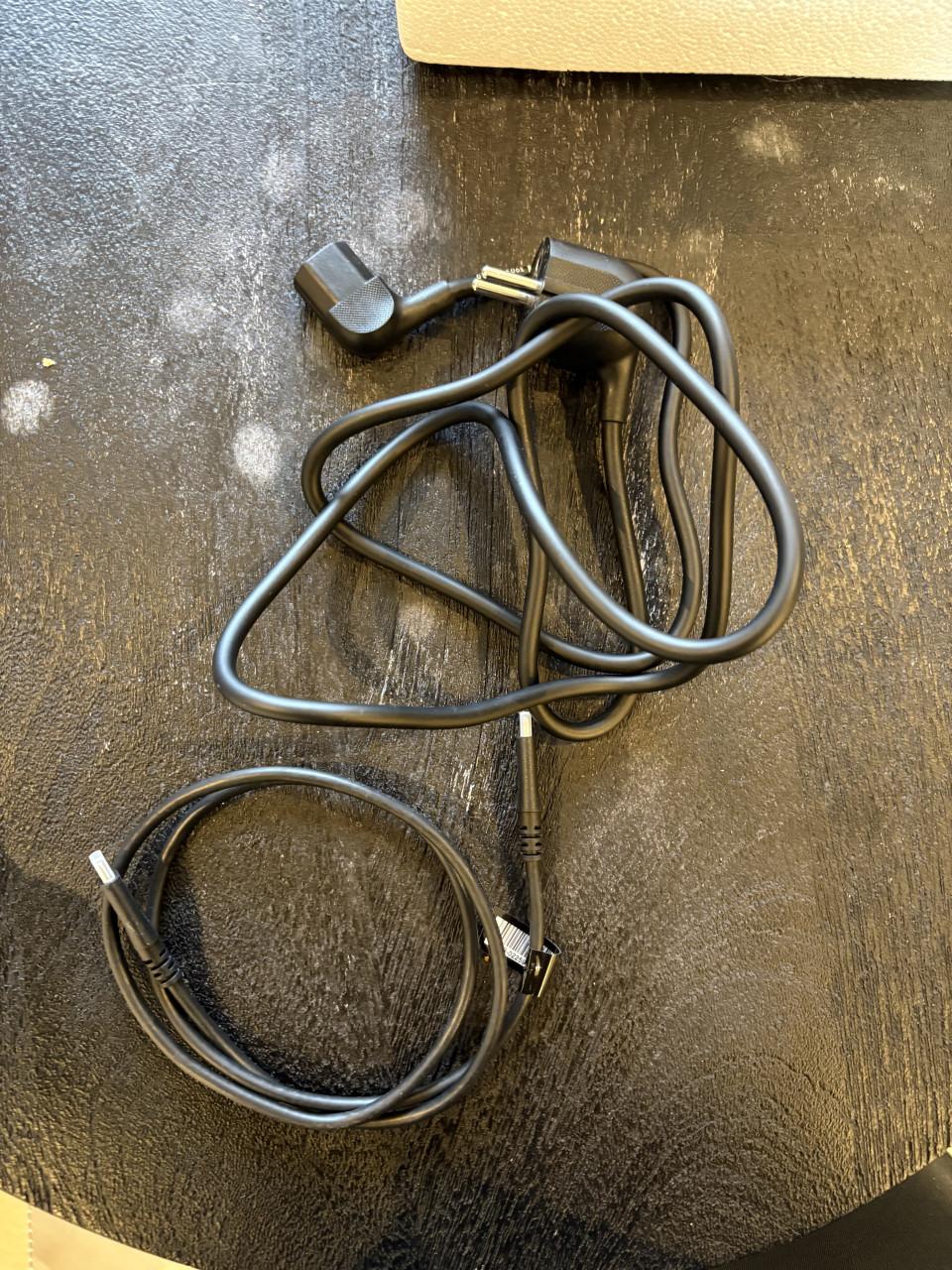 Samsung Viewfinity S6 27 inch monitor