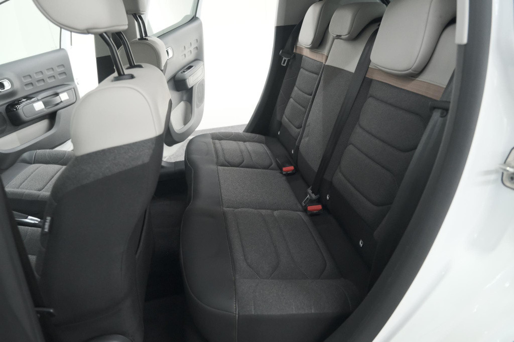 Citroen C3 puretech 82 shine | camera | stoelverwarming | apple carplay | 1