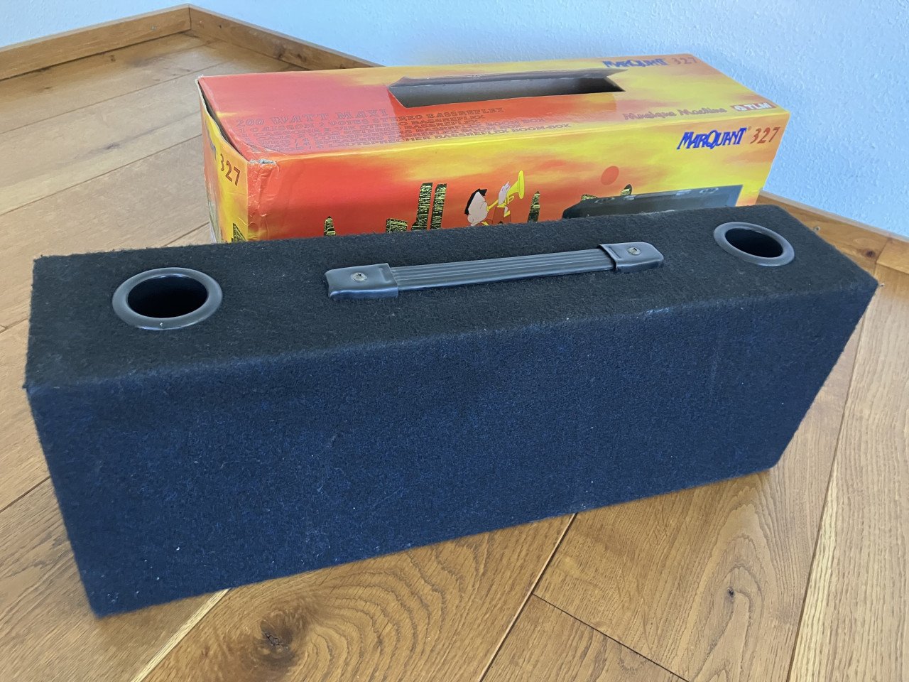 Marquant 327 – vintage boombox