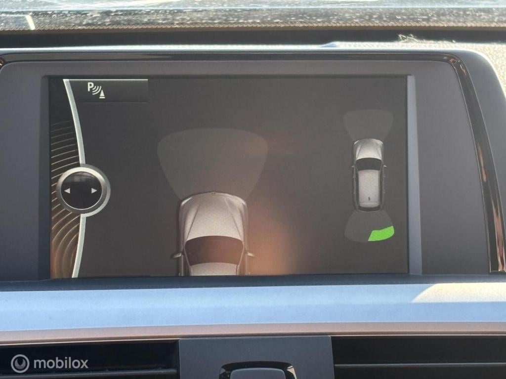 BMW 3-serie touring 316i executive sport apple carplay