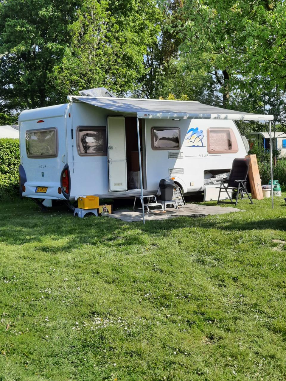 Zeer complete caravan Knaus Azur