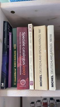 Catalogussen postzegels munten