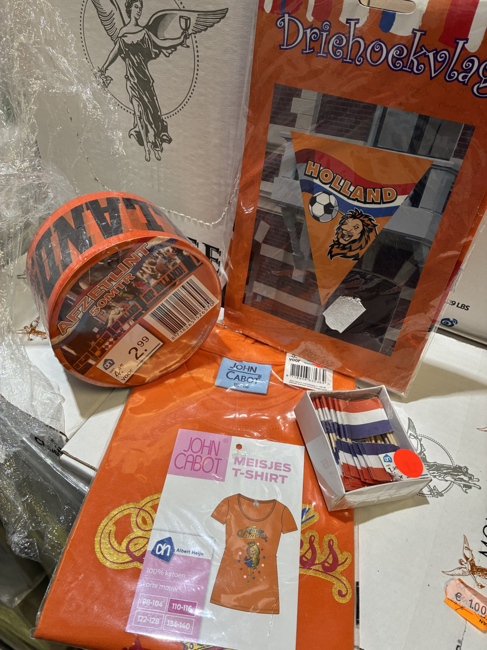 Wk oranje support set met o.a. meisjes tshirt, slingers enz