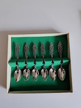 Sola cocktail lepeltjes voor b.v. advocaat.