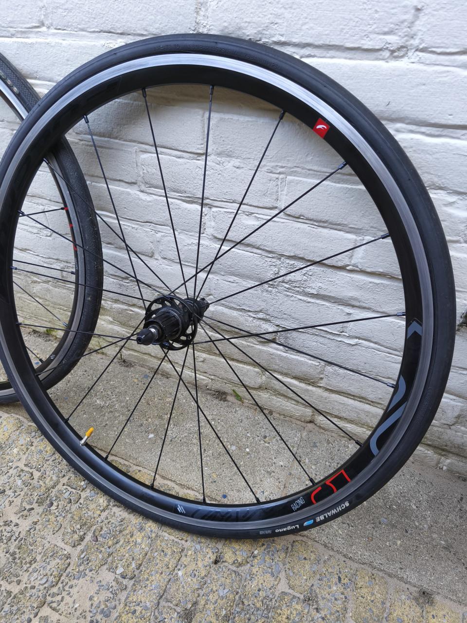 Te koop aangeboden Fulcrum racewiel set