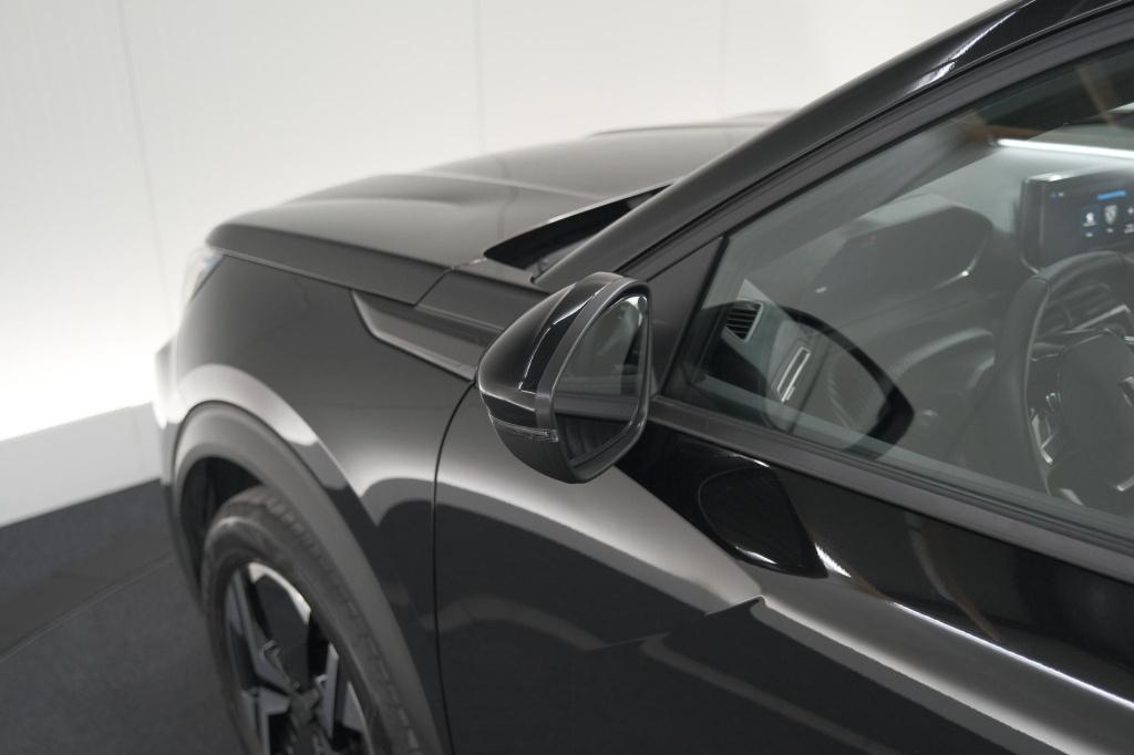 Peugeot 2008 puretech 100 allure | apple carplay | parkeersensoren | climat