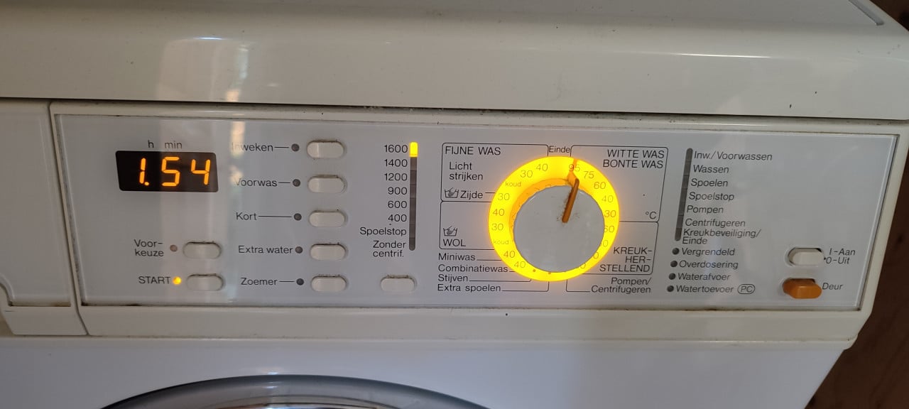 Miele wasmachine NOVOTRONIC W316 (5kg, 1600 tpm) - bieden vanaf €60