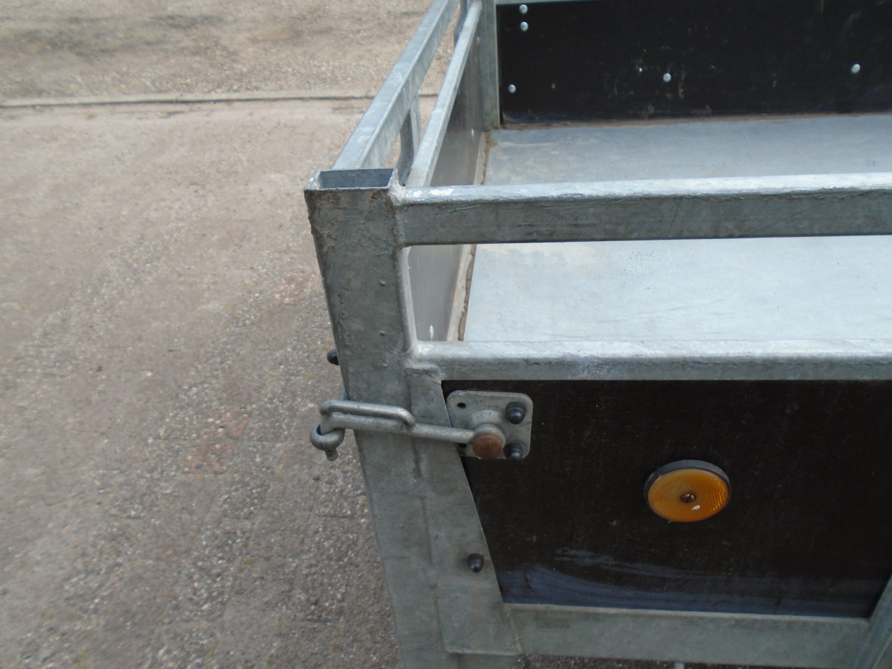 Gegalvaniseerde aanhanger 255x130 GERESERVEERD