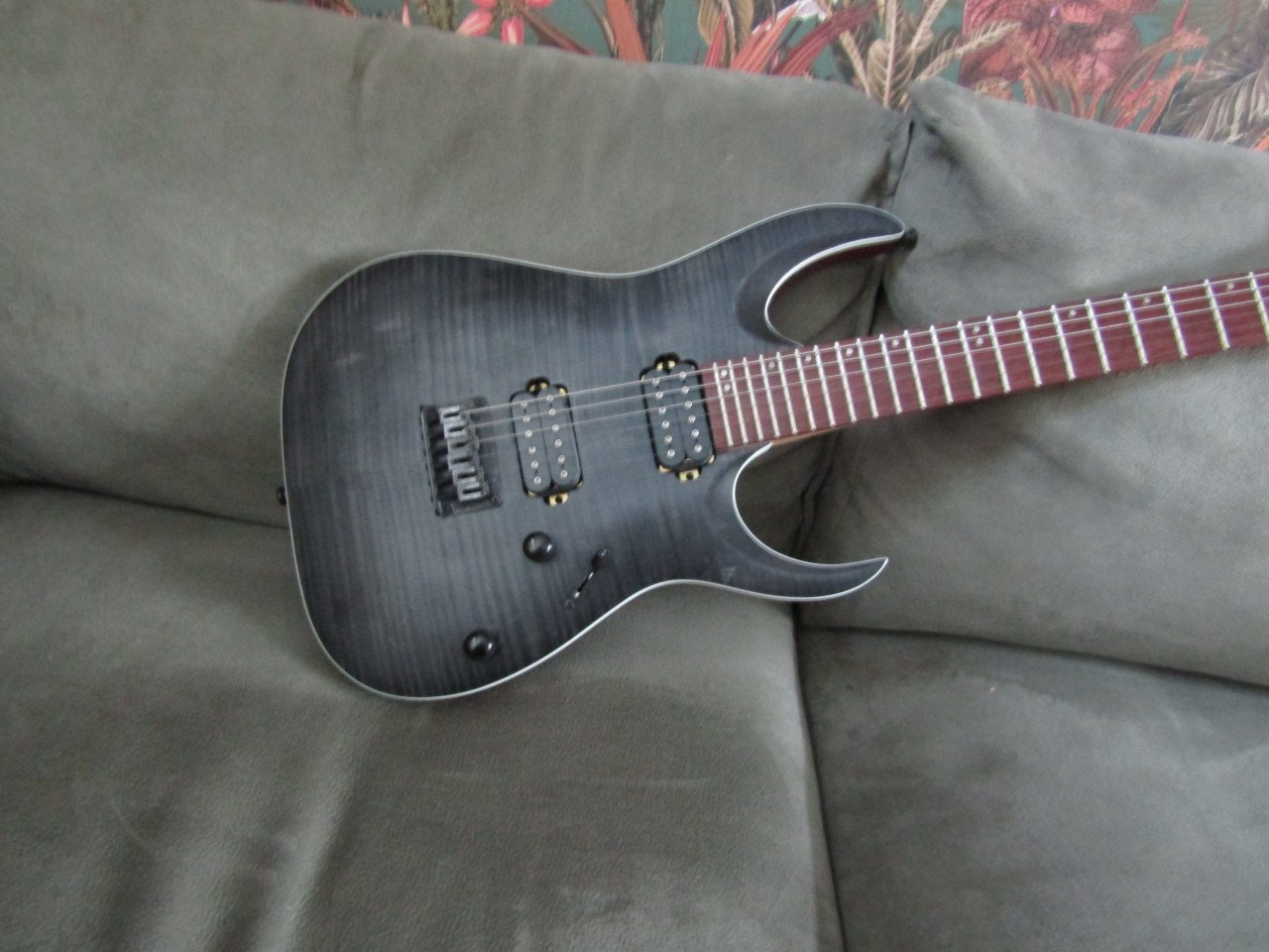 Ibanez rga42fm