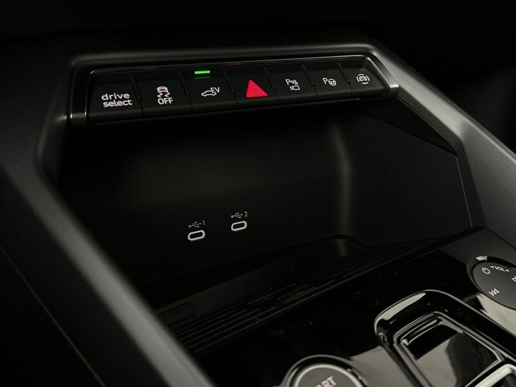 Audi A3 allstreet advanced edition 40 tfsi e 150 kw / 204 pk sportba