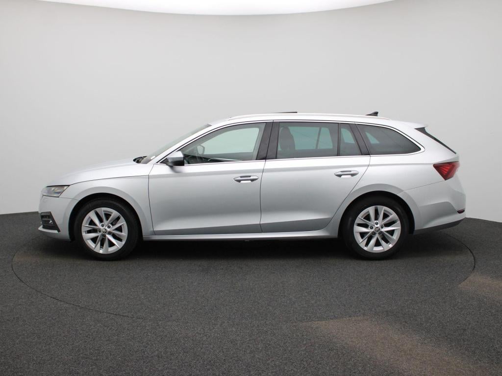 Skoda Octavia combi 1.5 e-tsi business edition | automaat | panoramadak | t
