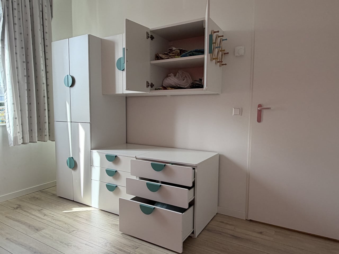 Ikea småstad kledingkast