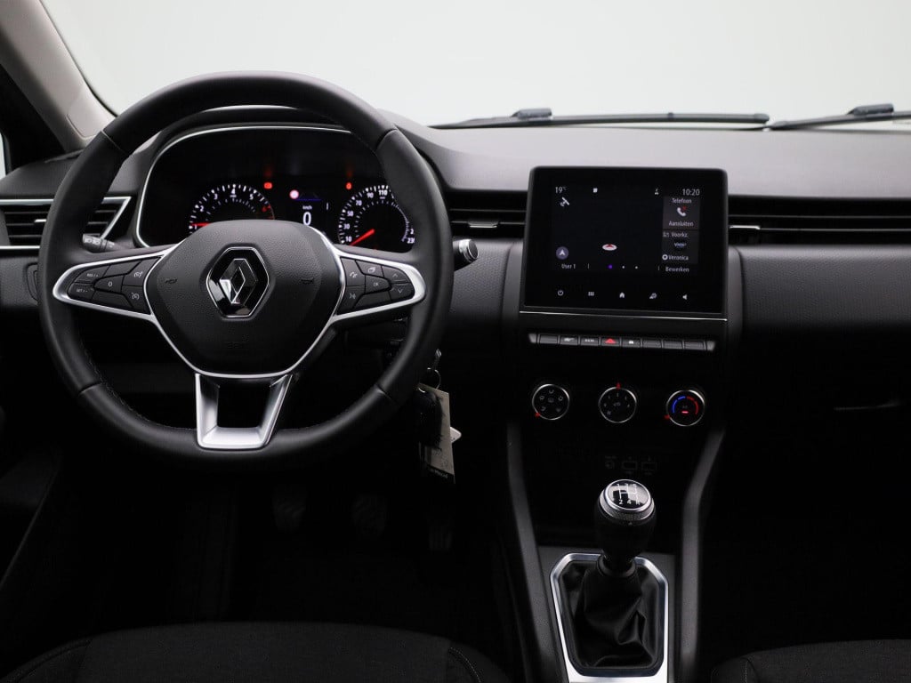 Renault Clio 1.0 tce zen | lage km stand! | navigatie | apple carplay / and