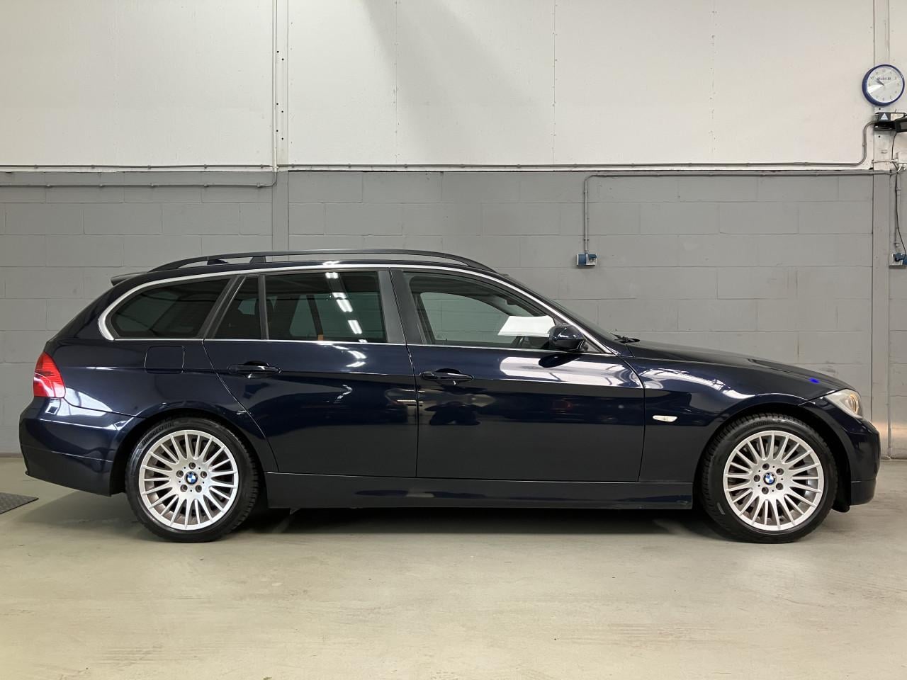 BMW 330d touring
