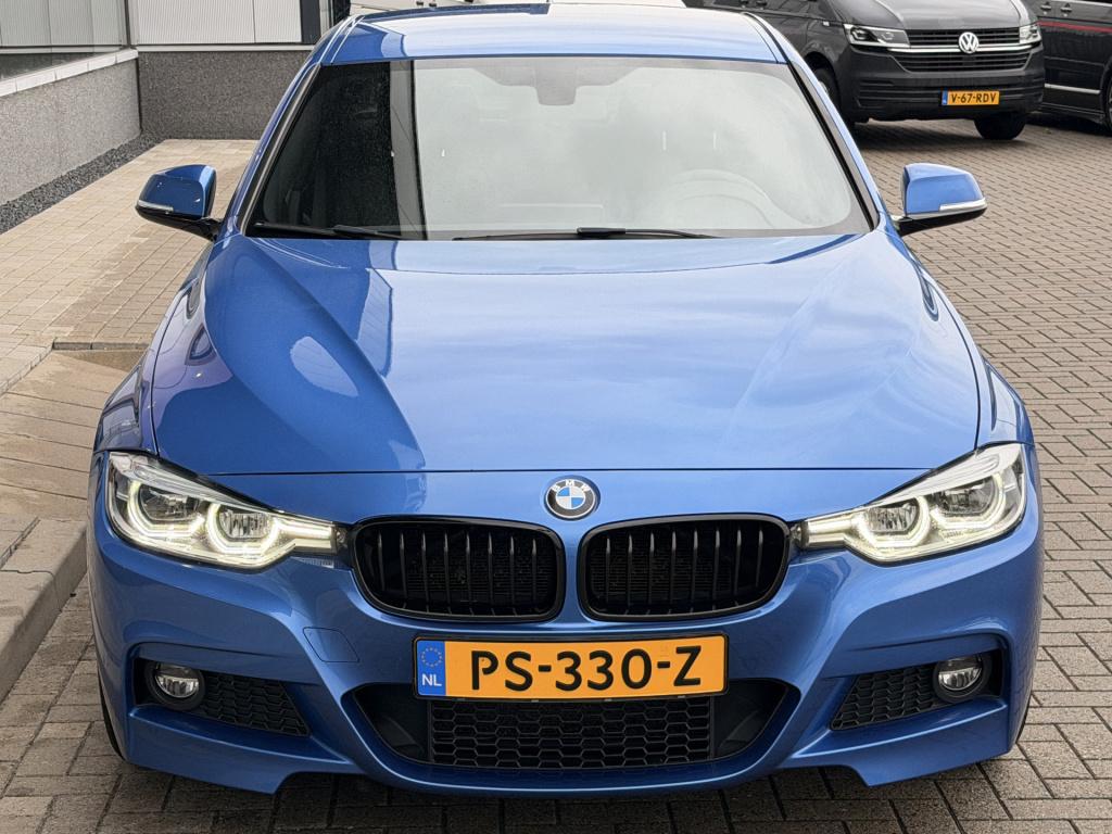 BMW 3-serie 320i m-sport | cruise | stoelverwarming | navi | leder | led |