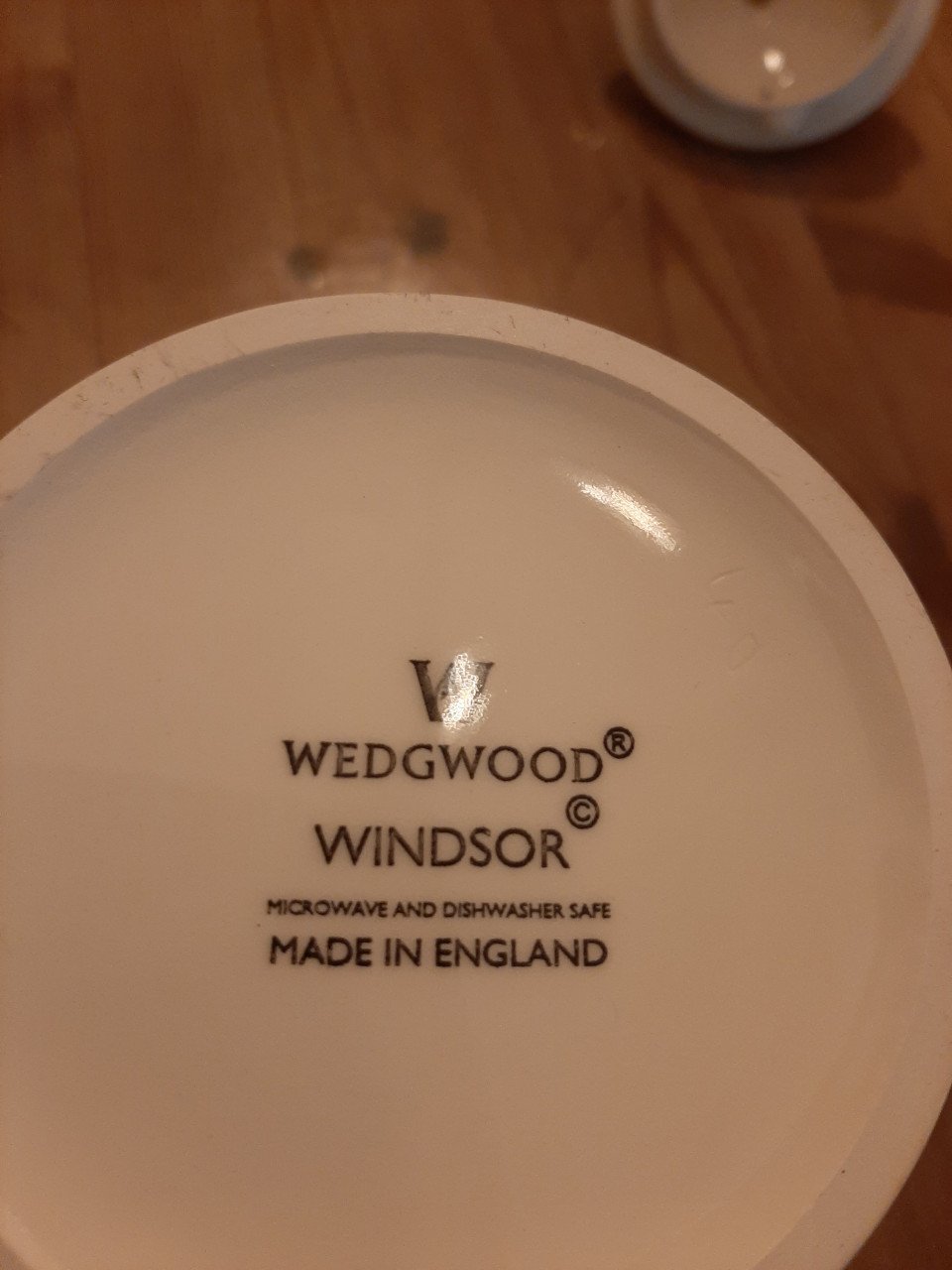 WEDGWOOD WINDSOR - THEEPOT MET DEKSEL