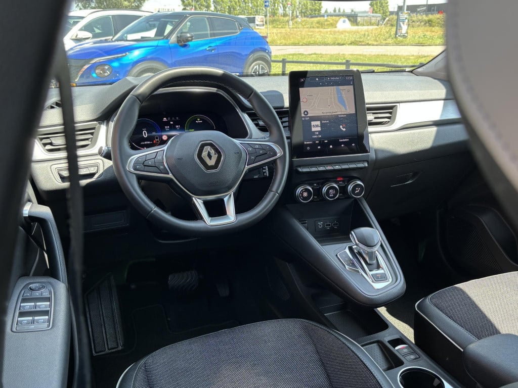Renault Captur 1.6 e-tech plug-in hybrid 160 intens