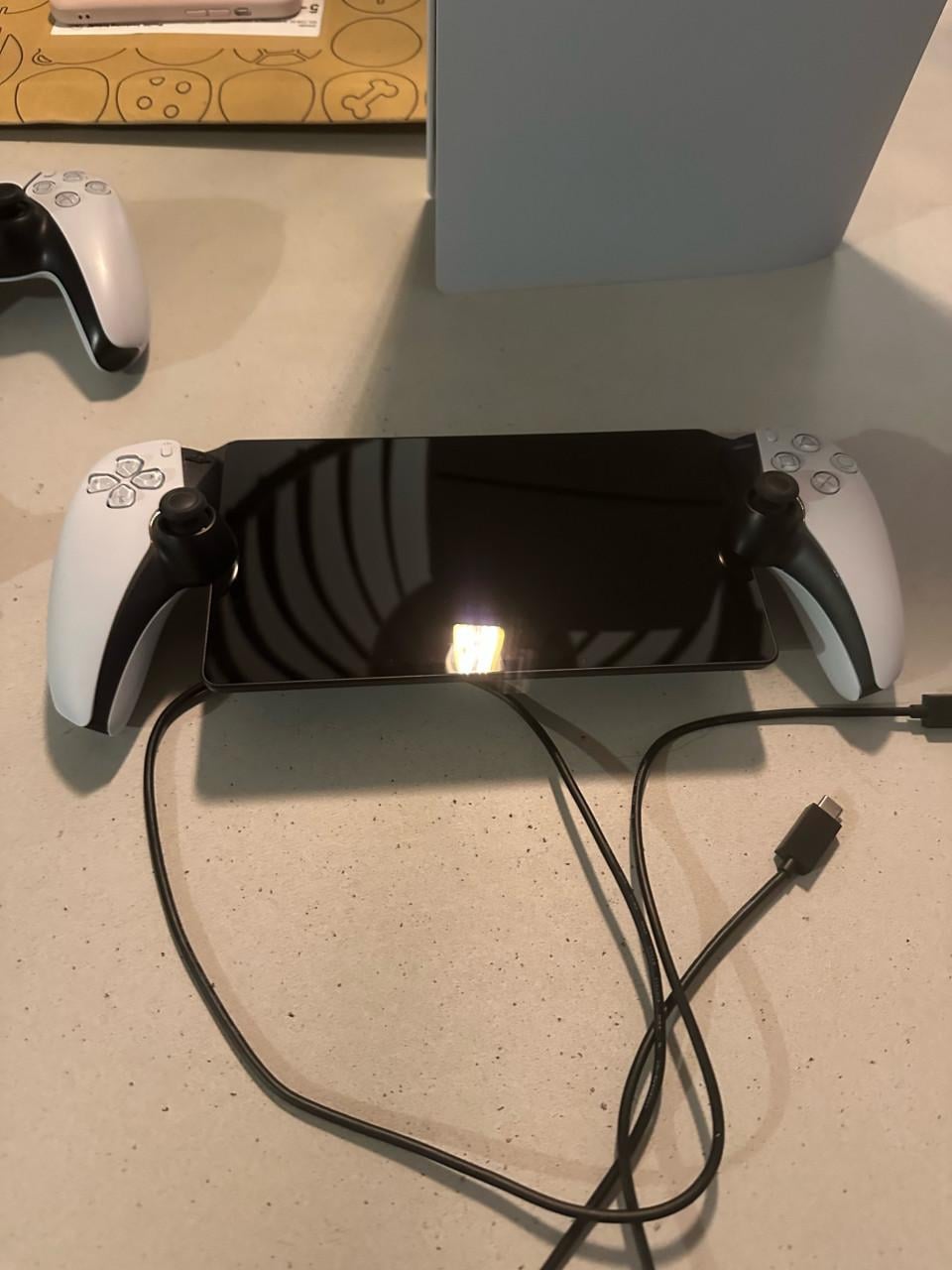 Playstation 5 inclusief remote player en spellen