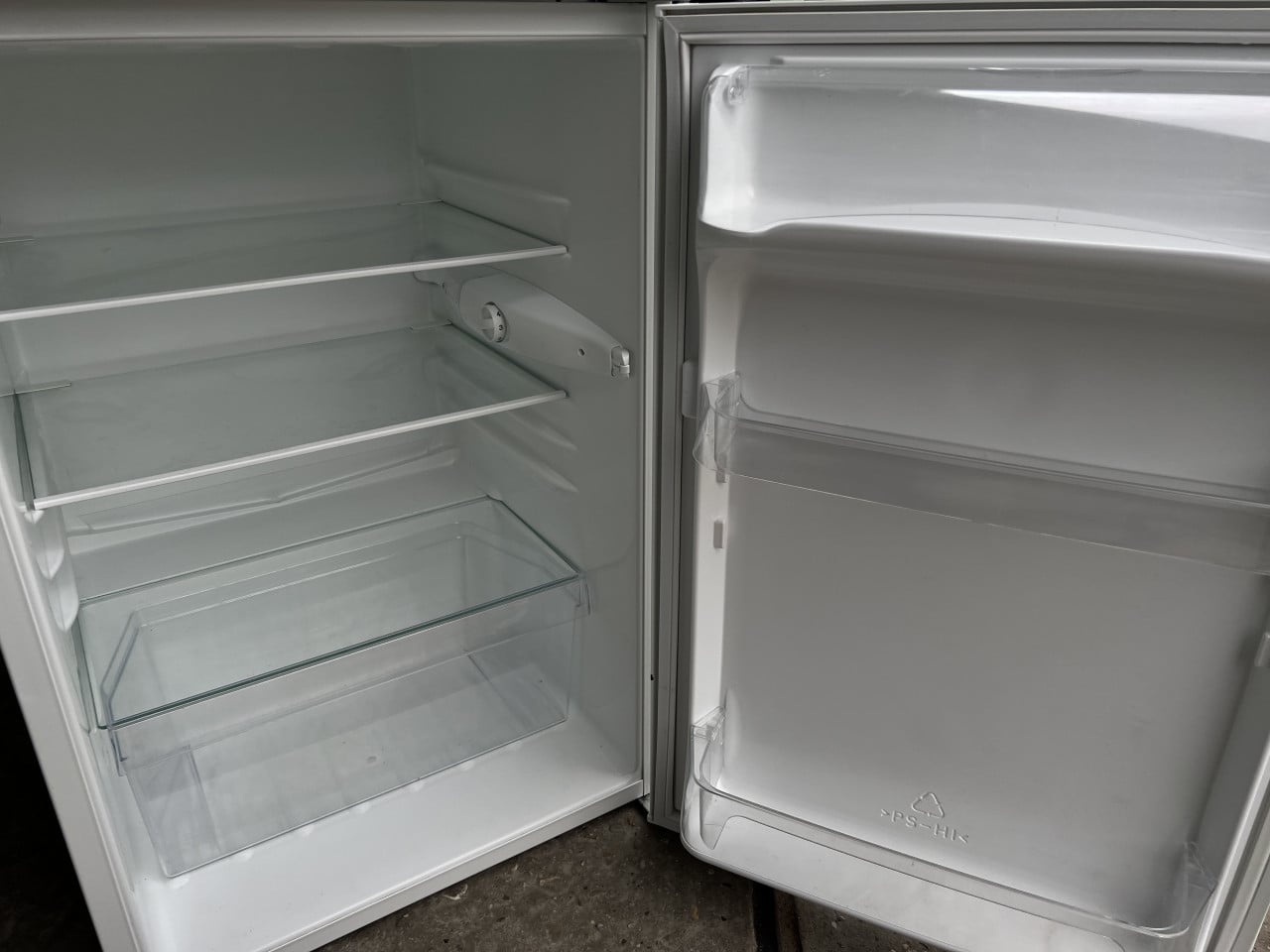 Bijna nieuwe Tafelmodel koelkast 85x55 cm Energieklasse A+++