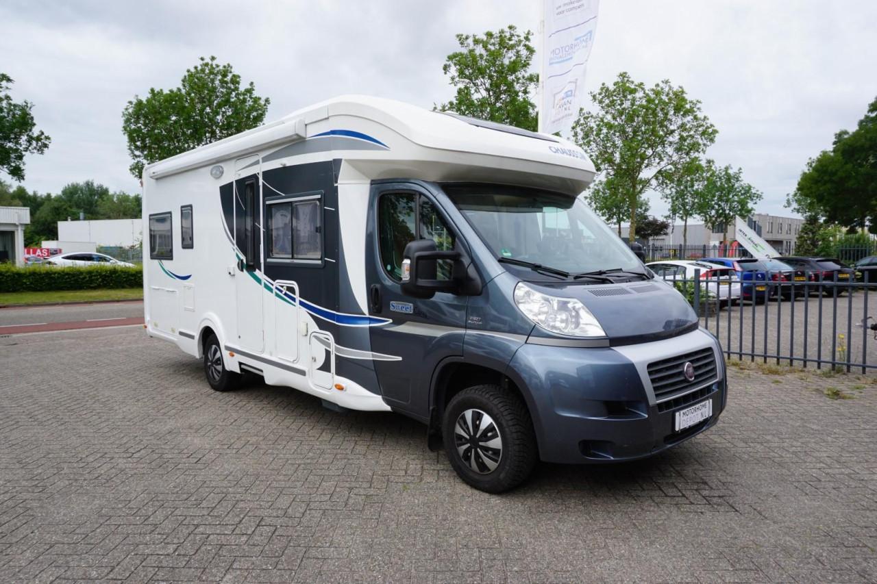 Chausson Sweet Cosy Face to Face indeling 2013 met lage km stand