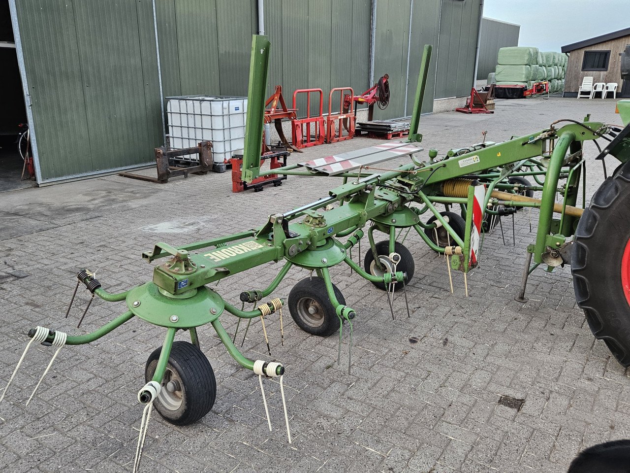Krone hooischudder